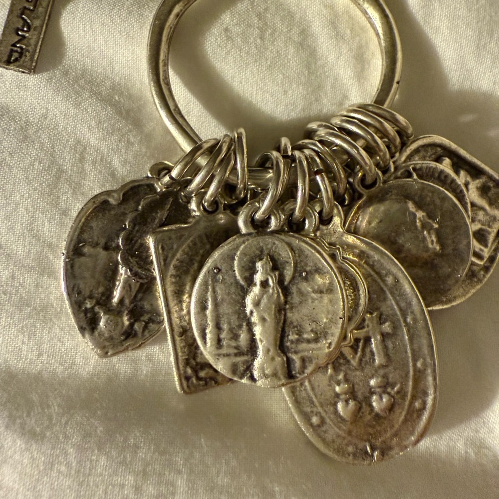 Silver Pendant Necklace - Picture 6 of 6